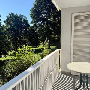 Balkon mit Blick ins Grüne