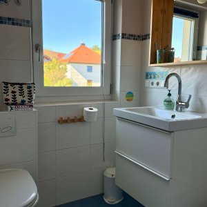 Kinderbad OG mit Dusche