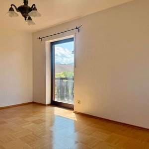 Zimmer 3, OG